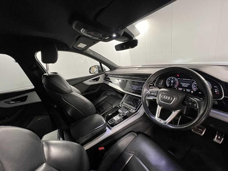Used Audi Q7 S-Line 231 HP (169 kW) 2021 Grey SUV