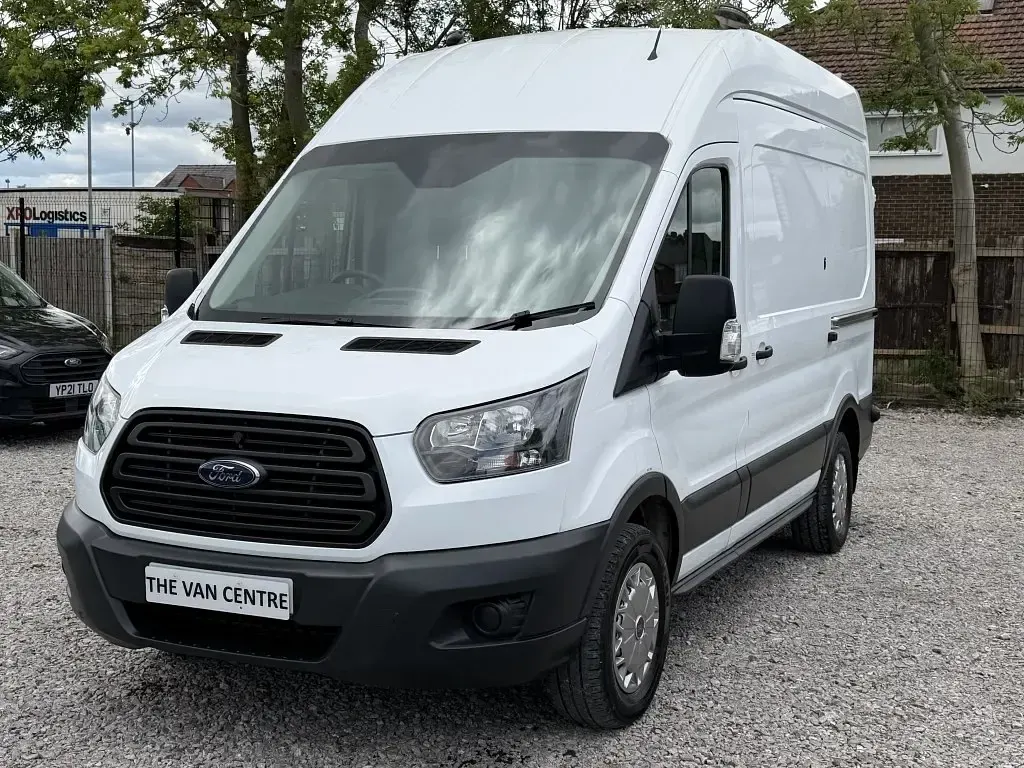 Second-hand Ford Transit 130 CP (95 kW) 2019 Alb Van