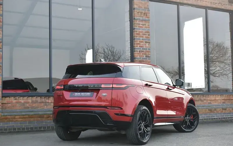 Used Land Rover Range Rover evoque SE Dynamic 253 HP (186 kW) 2023 SUV