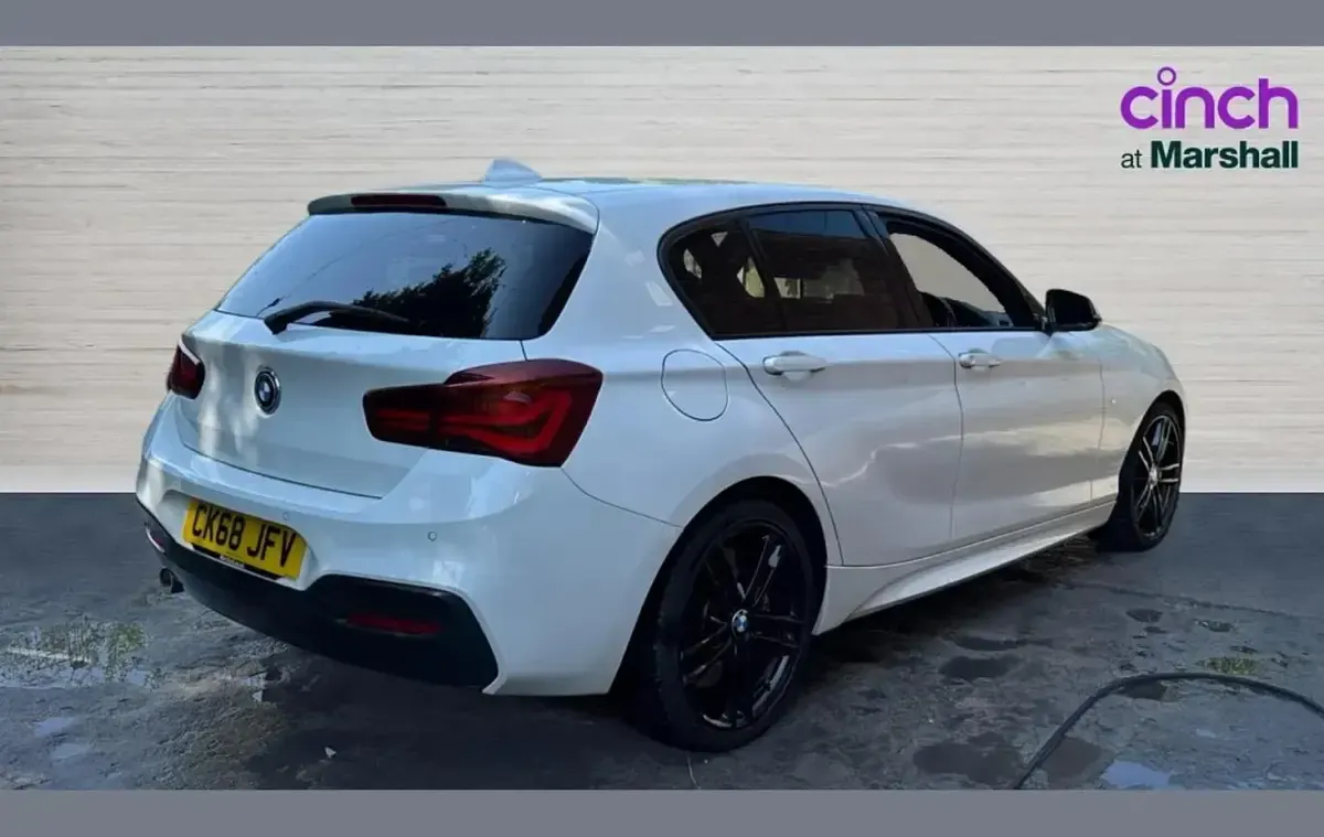 Used BMW 116 Efficient Dynamics 113 HP (83 kW) 2018 White Hatchback