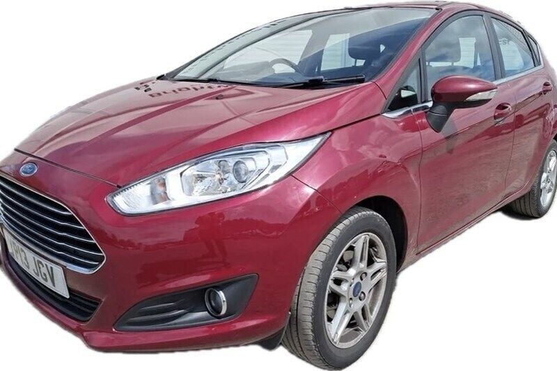 White Used 2013 Ford Fiesta Zetec Hatchback | £3,495 (Good price) - Image 1/1