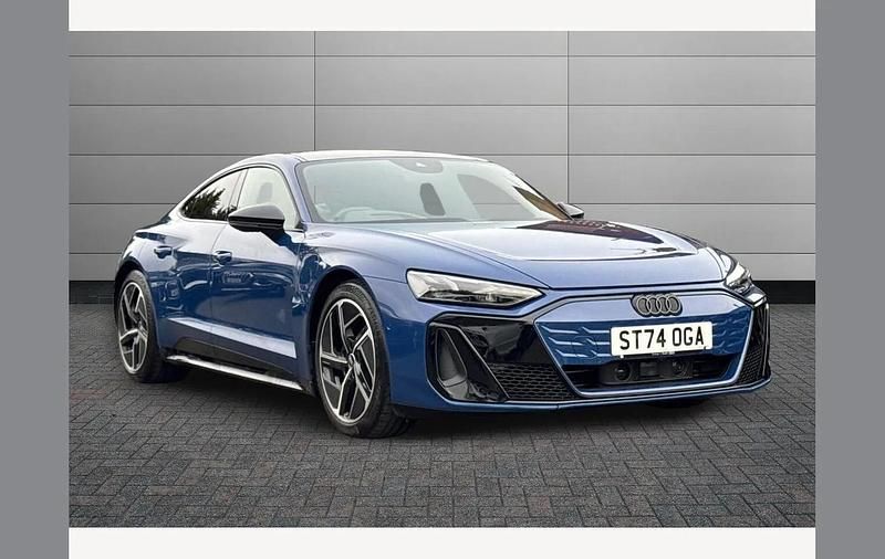 Blue Used 2025 Audi e-tron GT quattro Comfort Sedan | £65,995 (Fair price) - Image 1/4