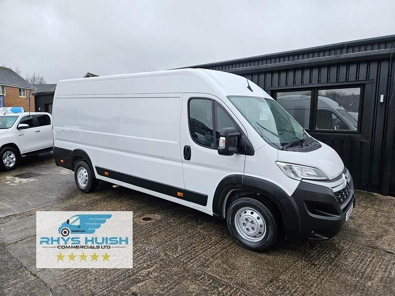 Used Citroën Relay 140 HP (102 kW) 2021 White Van
