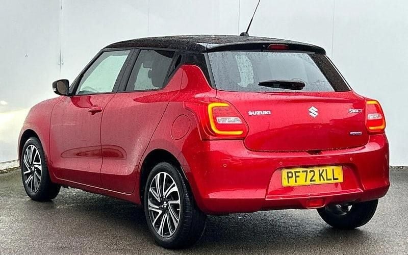 Used Suzuki Swift SZ5 83 HP (61 kW) 2022 Red Hatchback