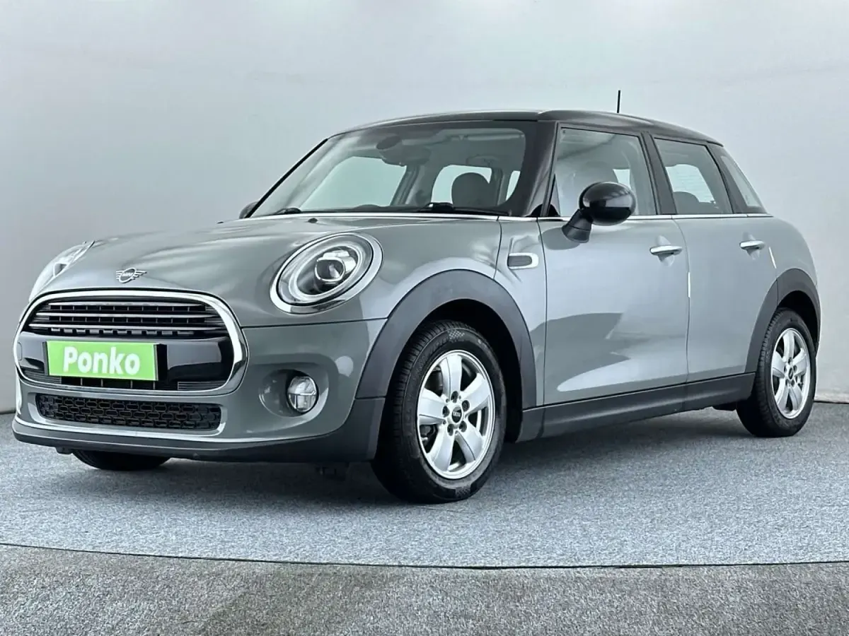 Używany Mini Cooper Hatch 2018 Szary Hatchback
