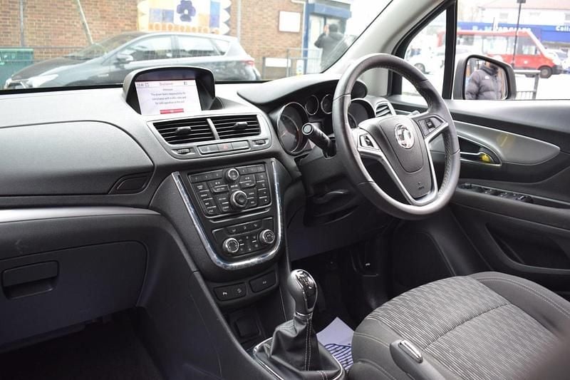 Used Vauxhall Mokka S 2013 White SUV