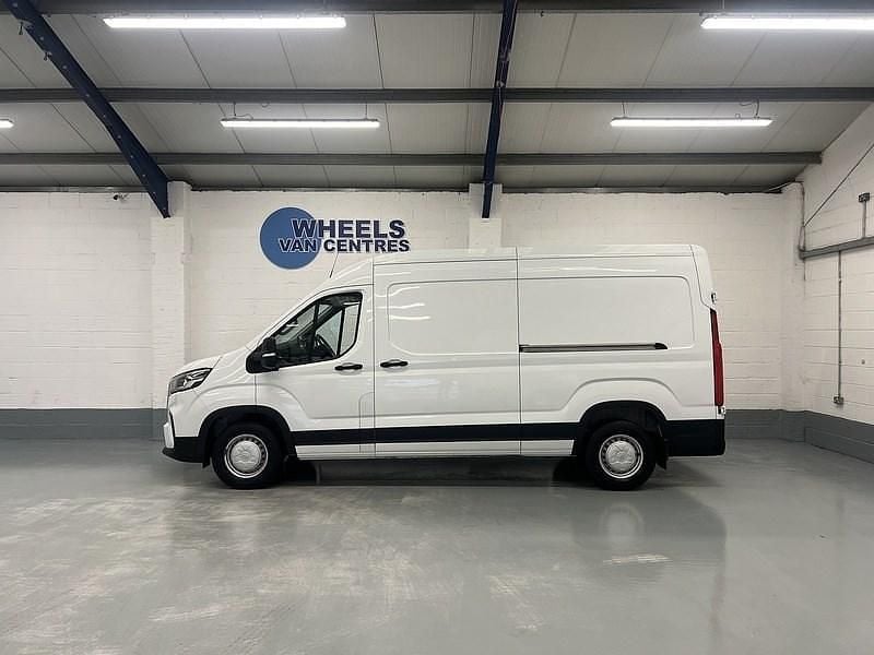 Used Maxus V90 163 HP (119 kW) 2023 White Van