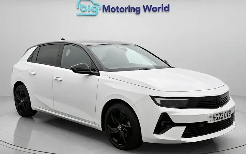 Used Vauxhall Astra 131 HP (96 kW) 2026 Hatchback