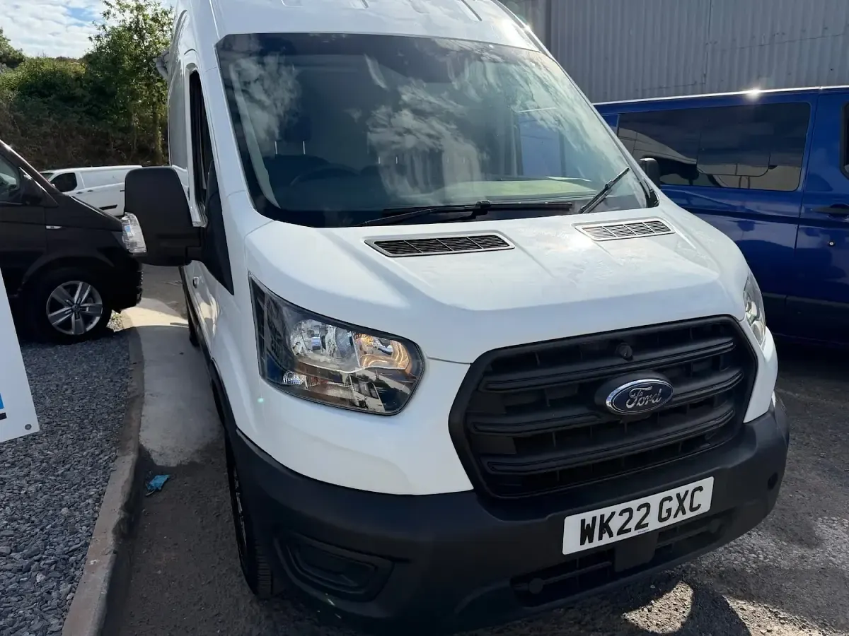 Used Ford Transit 130 HP (95 kW) 2022 White Van