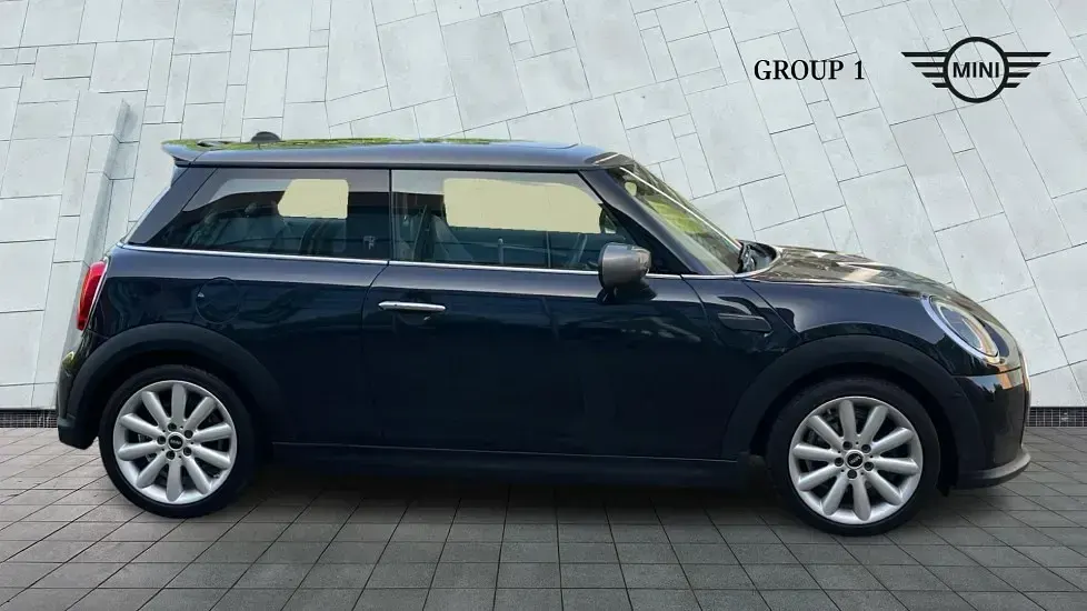 Used Mini Cooper Exclusive 136 HP (100 kW) 2021 Black Hatchback