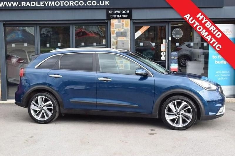 Blue Used 2017 Kia Niro 3 SUV | £11,800 (Fair price) - Image 1/1