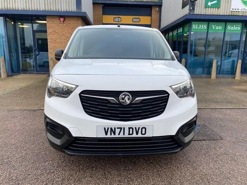 Second-hand Vauxhall Combo S 75 CP (55 kW) 2021 Alb Van