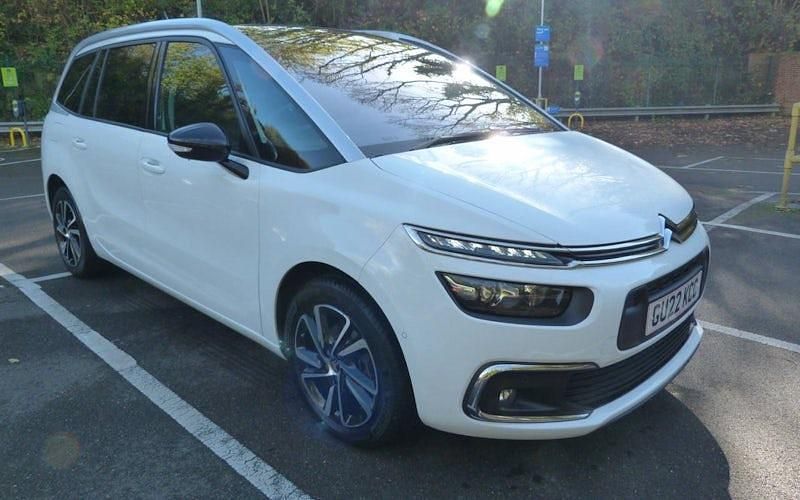White Used 2022 Citroën C4 SpaceTourer PureTech MPV | £19,995 (Fair price) - Image 1/4