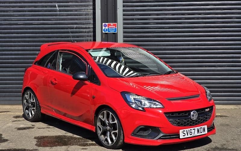 Second-hand Vauxhall Corsa 205 CP (150 kW) 2017 Roșu Hatchback