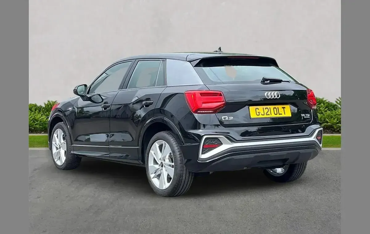 Used Audi Q2 S-Line 150 HP (110 kW) 2021 Black SUV