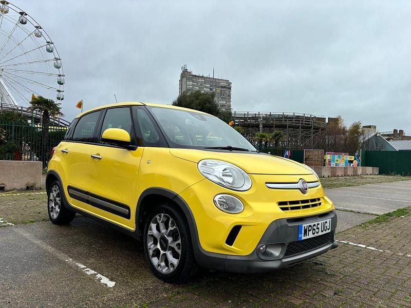 Yellow Used 2015 Fiat 500L Trekking MPV | £3,495 (Super price) - Image 1/4