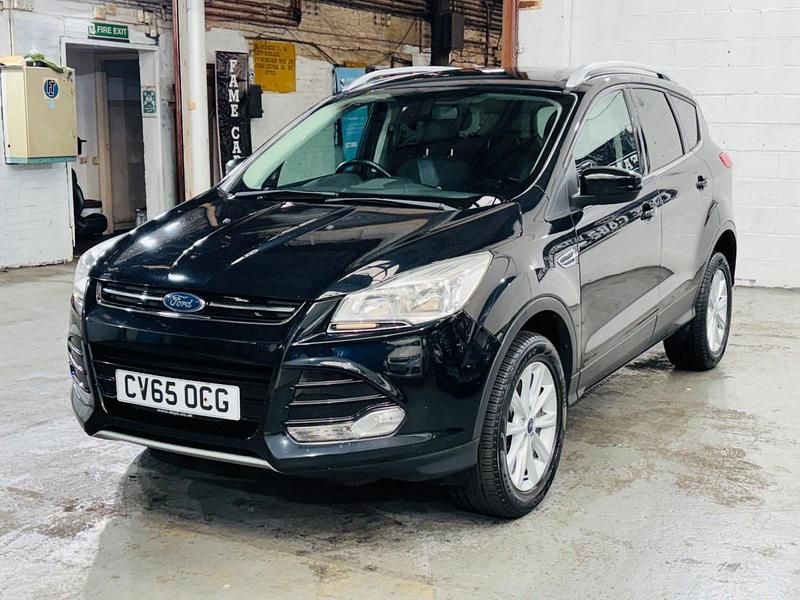Used Ford Kuga Titanium 180 HP (132 kW) 2015 Black SUV