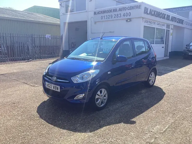 Used Hyundai i10 Active 86 HP (63 kW) 2012 Blue Hatchback