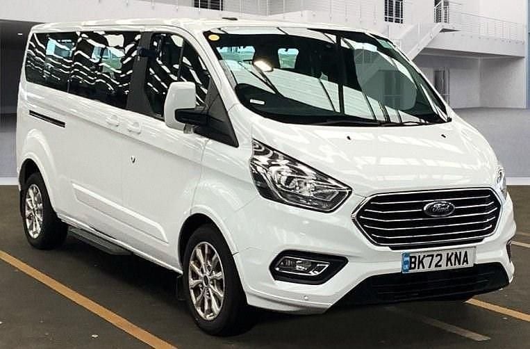 White Used 2022 Ford Tourneo Custom Titanium Van | £21,650 (Good price) - Image 1/4