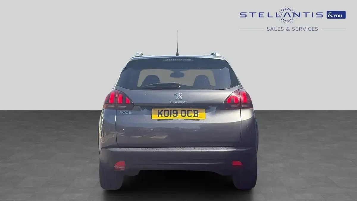 Used Peugeot 2008 Allure 129 HP (94 kW) 2019 Grey SUV