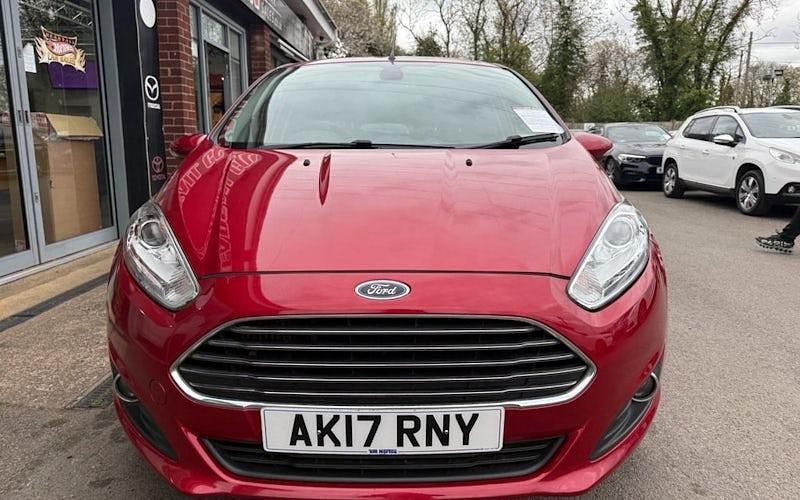 Usado Ford Fiesta Titanium 125 HP (91 kW) 2017 Vermelho Citadino
