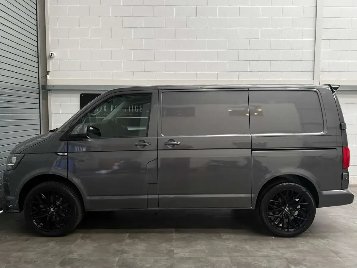 Usado VW Transporter Highline 2018 Cinzento Van