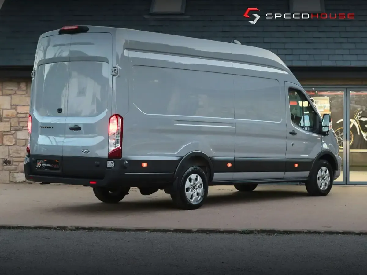 Used Ford Transit Limited 165 HP (121 kW) 2025 Grey Van