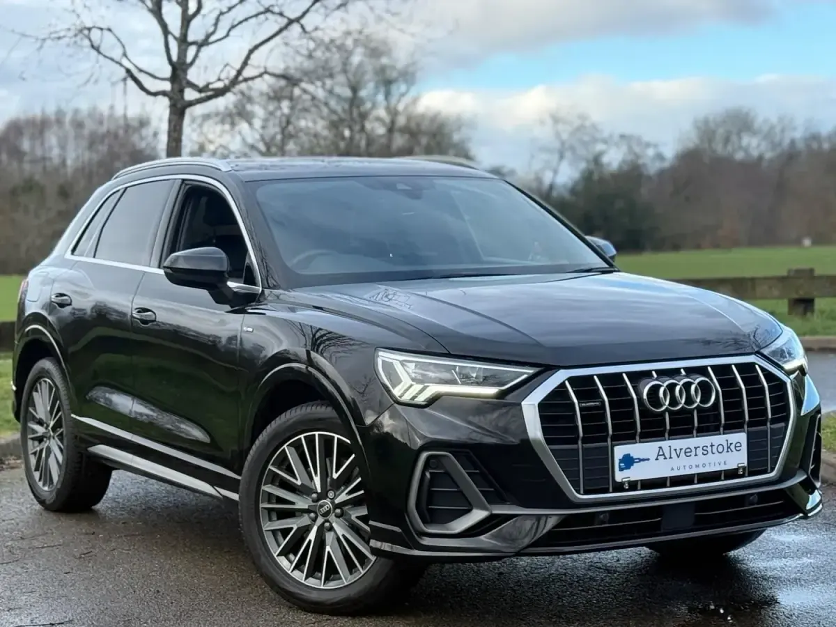 Używany Audi Q3 S-Line 190 KM (139 kW) 2022 SUV