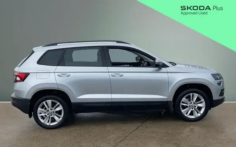 Used Skoda Karoq SE Technology 150 HP (110 kW) 2021 Silver SUV