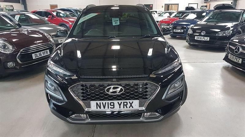 Second-hand Hyundai Kona Premium 120 CP (88 kW) 2019 Negru SUV