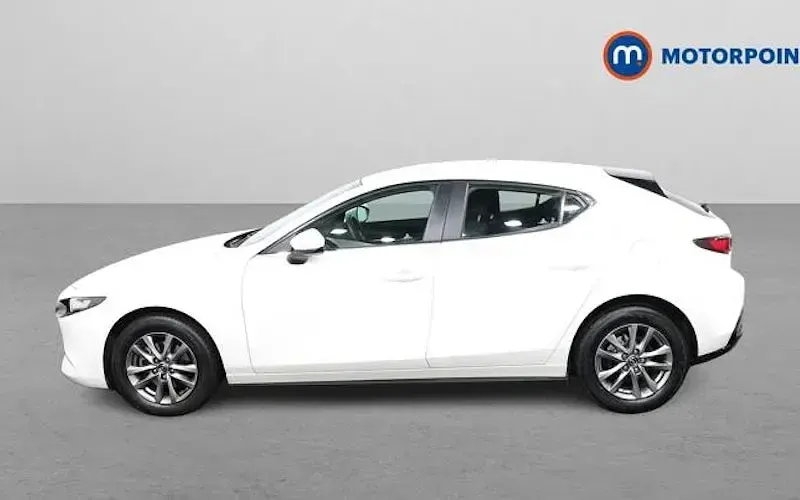Used Mazda 3 Center-Line 140 HP (102 kW) 2025 White Hatchback