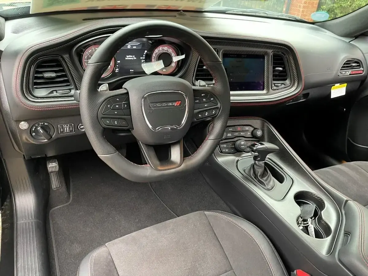 Used Dodge Challenger 485 HP (356 kW) 2024 Black Coupe