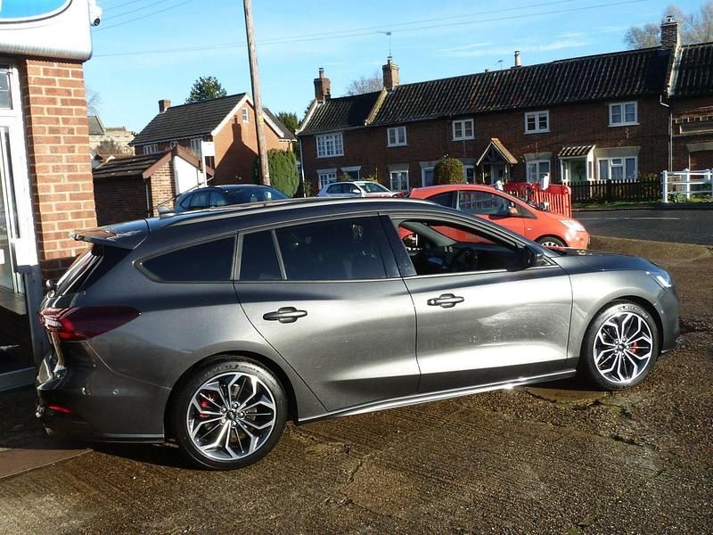 Used Ford Focus ST-Line X 2024 Grey Estate