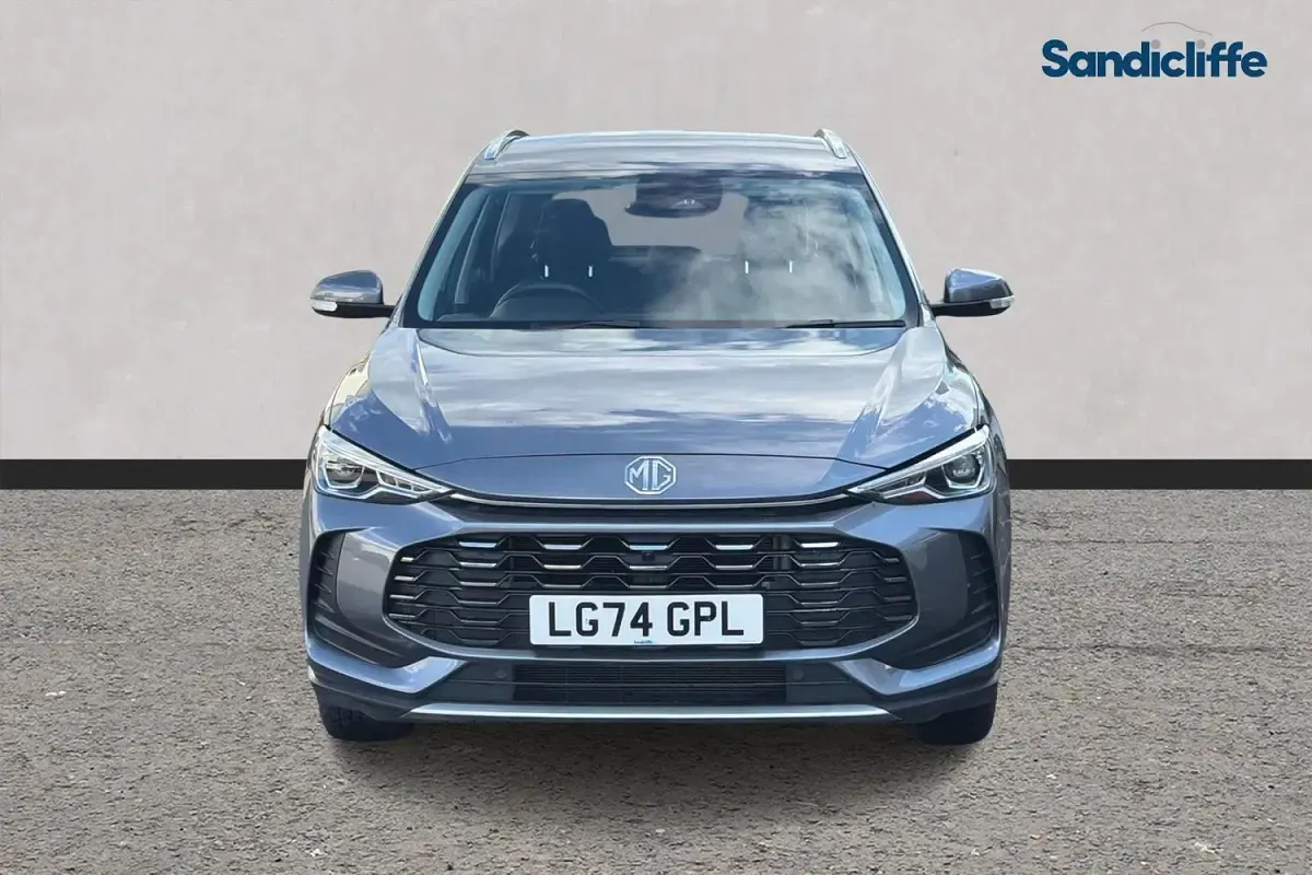 Used MG ZS SE 196 HP (144 kW) 2024 Metallic  hampstead grey SUV