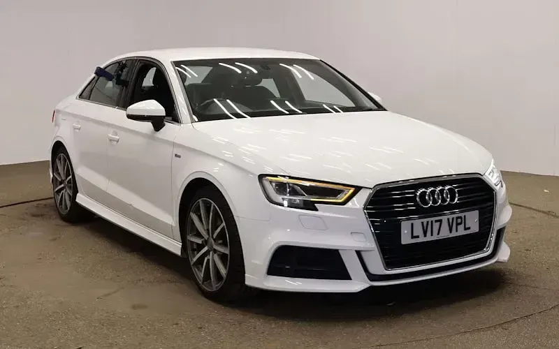 Usado Audi A3 S-Line 184 HP (135 kW) 2017 Sedan