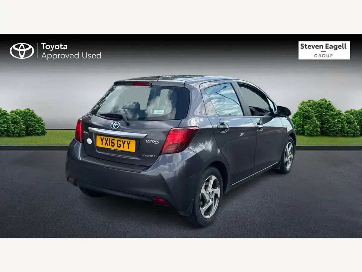 Used Toyota Yaris 101 HP (74 kW) 2022 Grey Hatchback