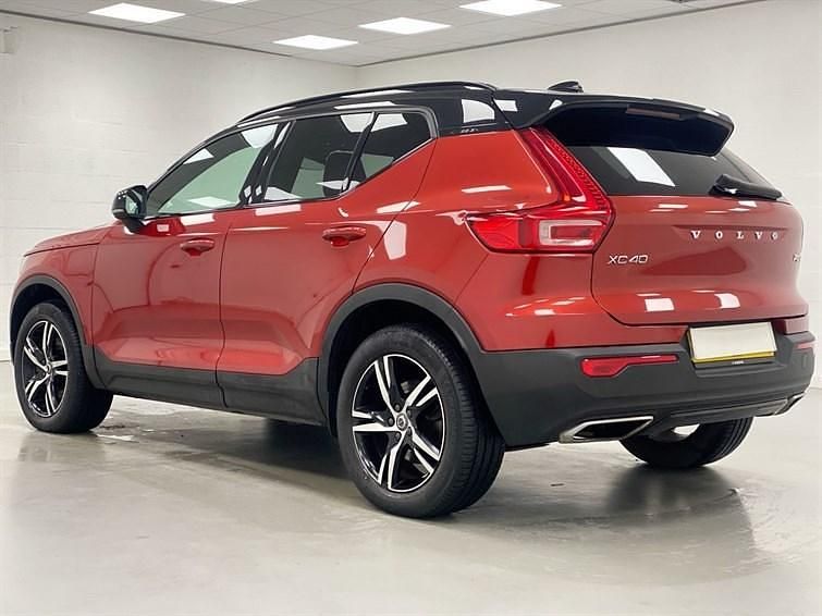 Used Volvo XC40 R-Design 2019 Red SUV
