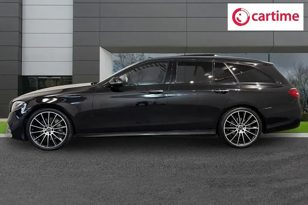 Used Mercedes E300 AMG line 245 HP (180 kW) 2020 Black Estate