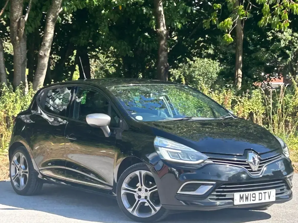 Used Renault Clio GT-Line 90 HP (66 kW) 2019 Black Hatchback