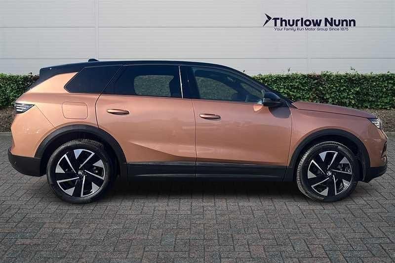Used Vauxhall Grandland X Ultimate 136 HP (100 kW) 2025 Brown SUV