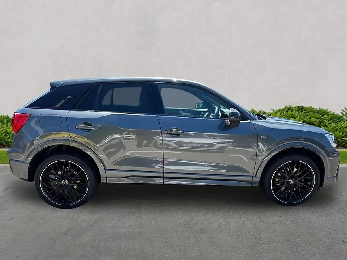 Used Audi Q2 Black Edition 150 HP (110 kW) 2026 Grey SUV