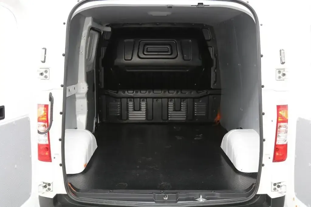 Used Maxus eDeliver 3 89 kW (122 HP) 2021 White Van