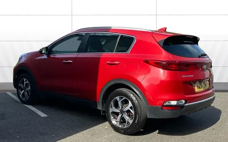 Used Kia Sportage 132 HP (97 kW) 2021 Red SUV