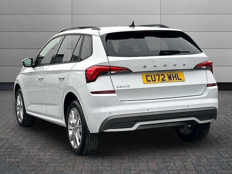 Used Skoda Kamiq SE Drive 147 HP (108 kW) 2022 Moon white metallic SUV