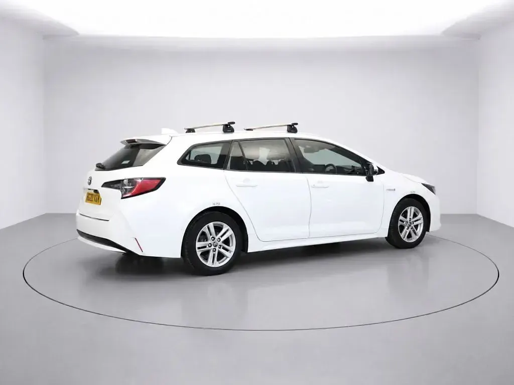 Used Toyota Corolla 122 HP (89 kW) 2020 Estate