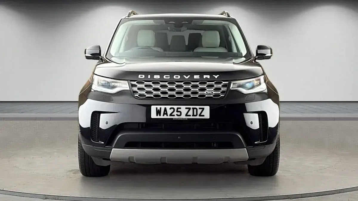 Usado Land Rover Discovery 5 S 350 CV (257 kW) 2025 Negro SUV