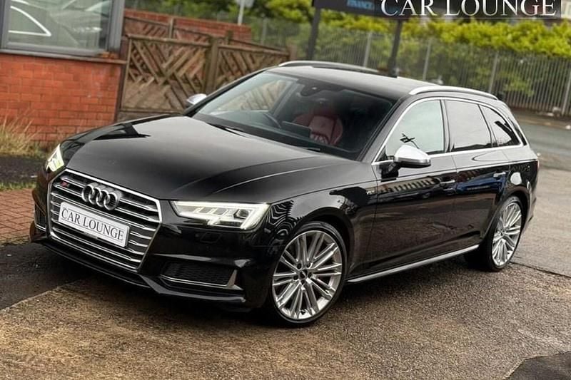 Used Audi A4 354 HP (260 kW) 2018 Estate