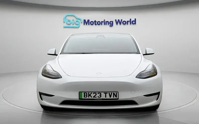 Used Tesla Model Y Long Range AWD 286 kW (389 HP) 2025 SUV