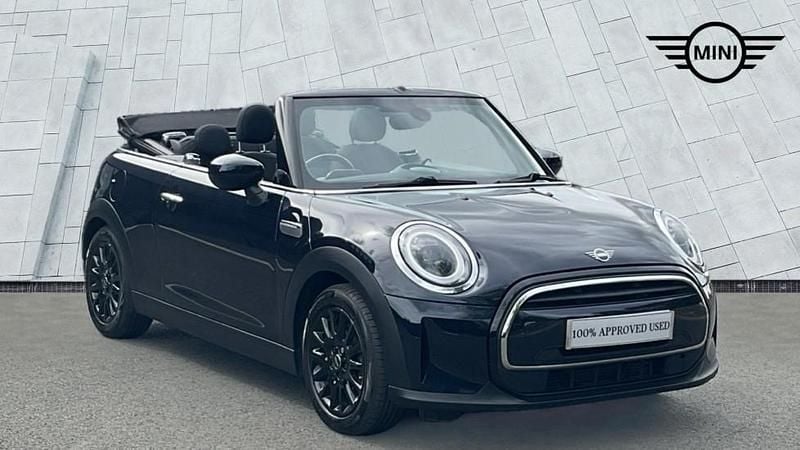 Black Used 2022 Mini Cooper Classic Hatchback | £15,950 (Fair price) - Image 1/4
