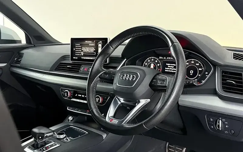 Used Audi Q5 S-Line 252 HP (185 kW) 2017 Silver SUV